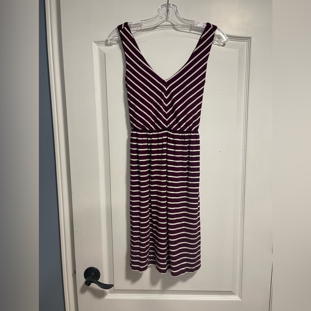 Crossed back Red summer dress